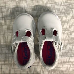 NWOT KEDS White Toddler Girl 5M Leather Sneakers